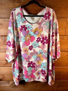 First Love Oversized Scoop Neck Floral Knit Tunic Large
